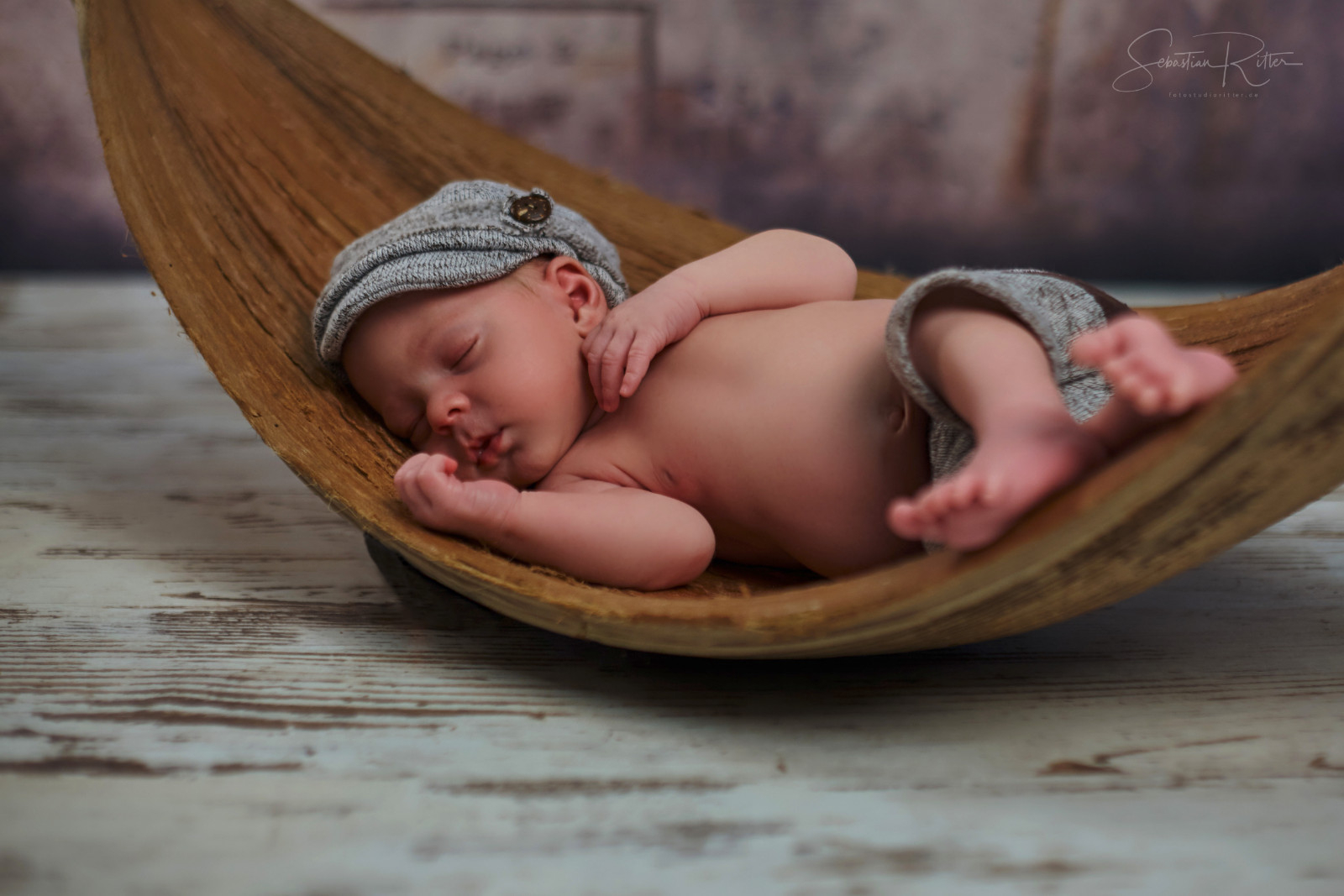 newborn2.jpg